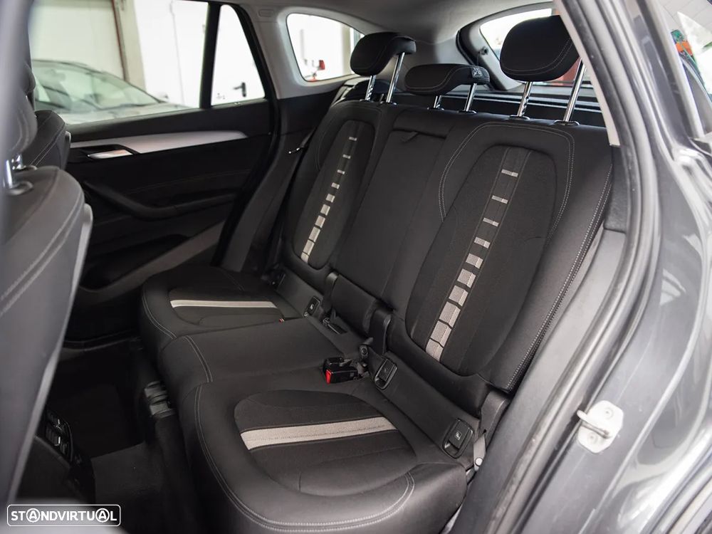 BMW X1 16 d sDrive Line xLine - 13