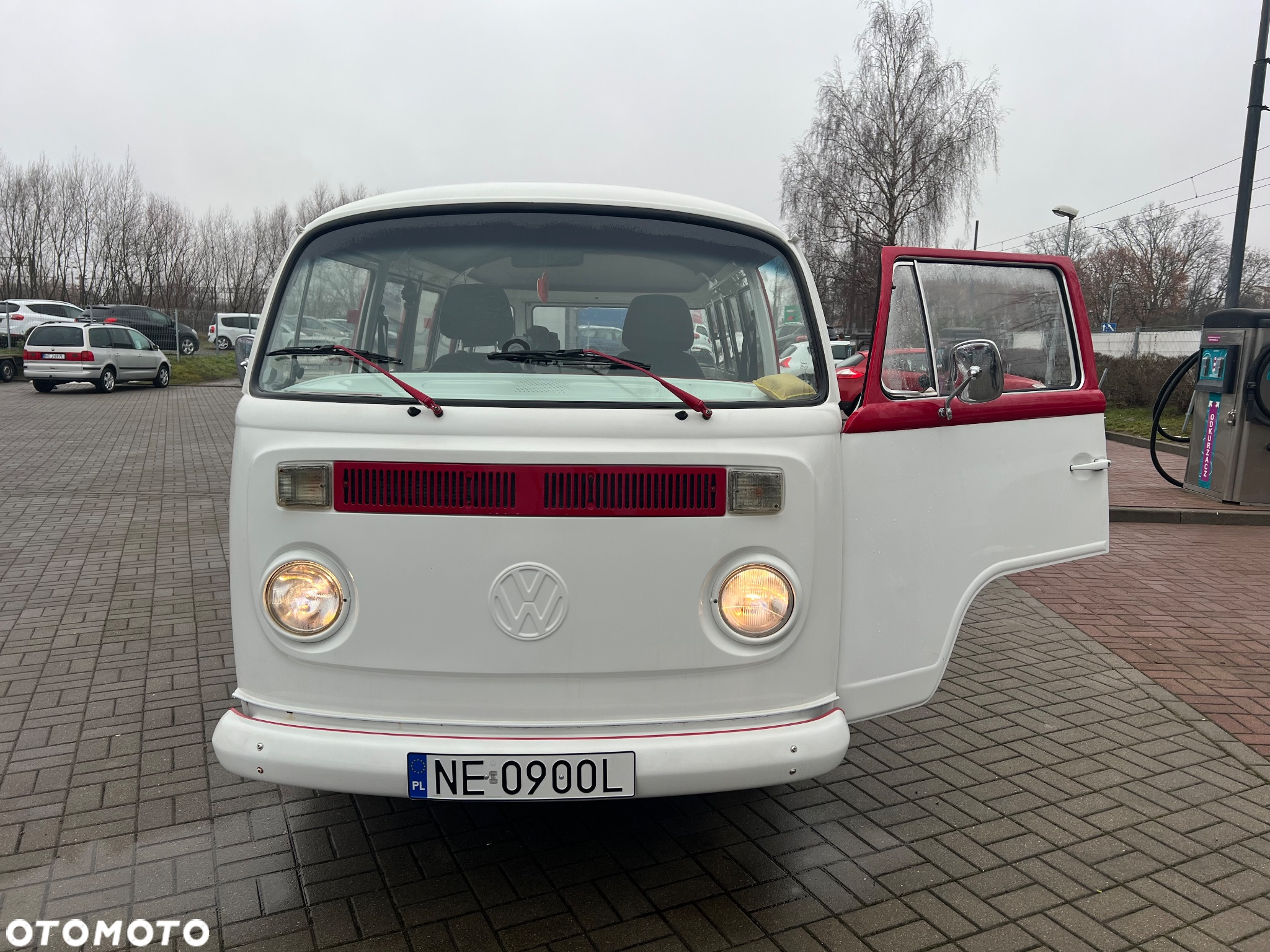 Volkswagen Transporter - 2