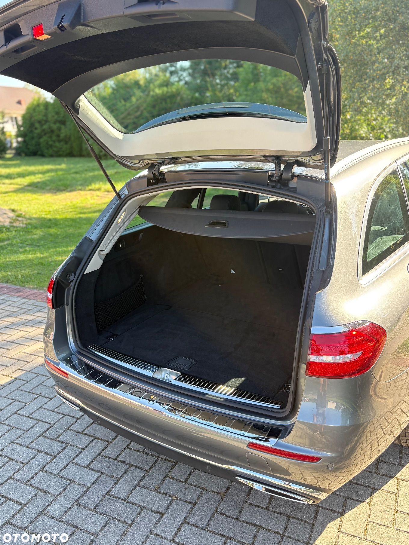 Mercedes-Benz Klasa E 220 d T 9G-TRONIC Avantgarde - 6
