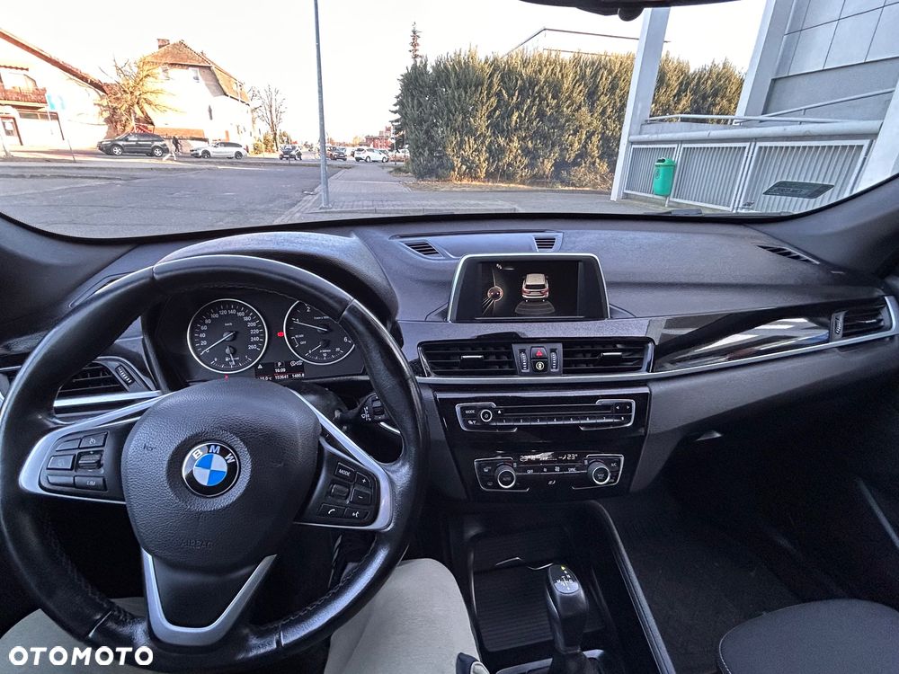 BMW X1 xDrive18d - 6
