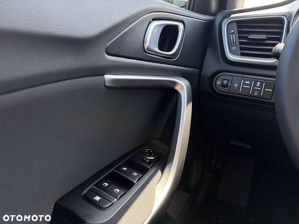 Kia XCeed 1.6 T-GDI M DCT - 12