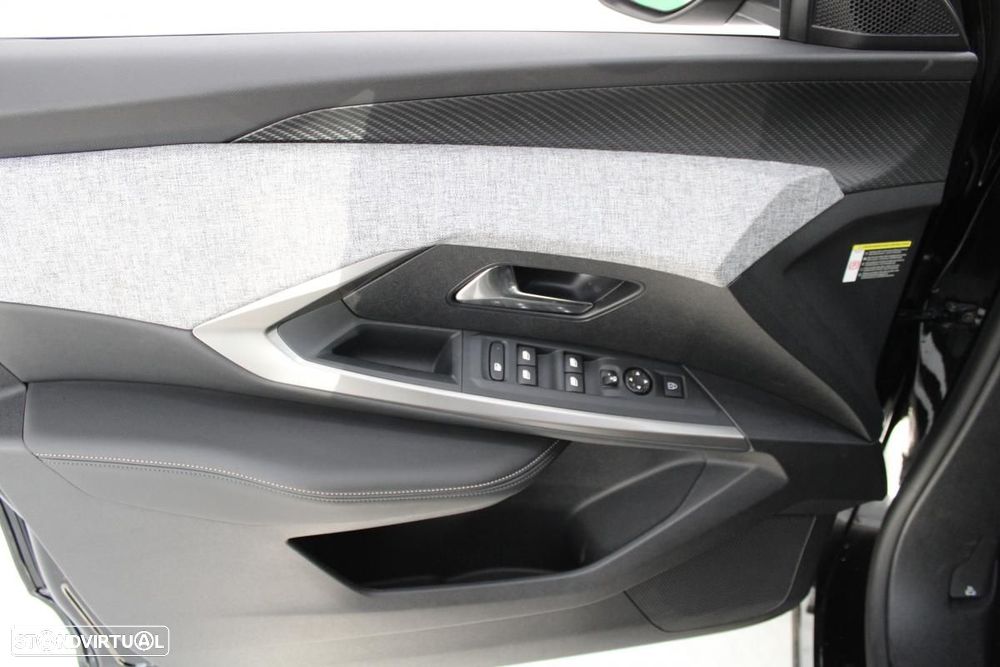 Peugeot E-3008 73 kWh Allure - 10