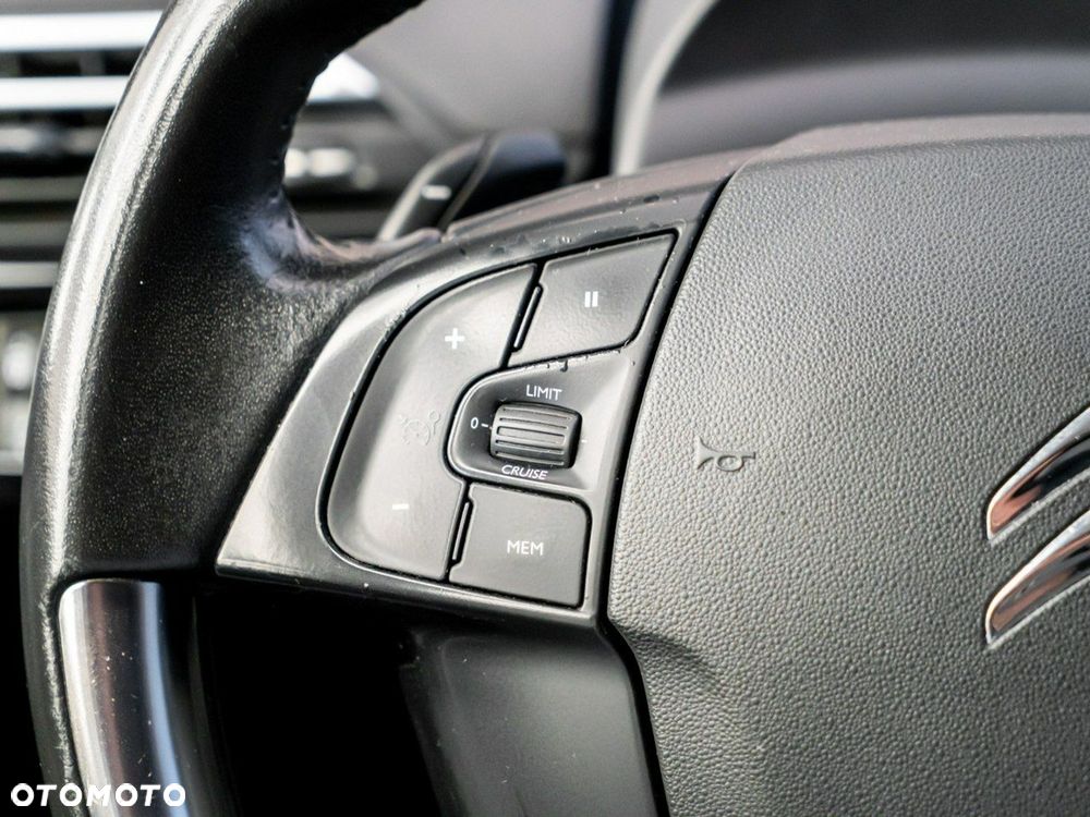 Citroën C4 Picasso 1.2 PureTech MoreLife S&S EAT6 - 28