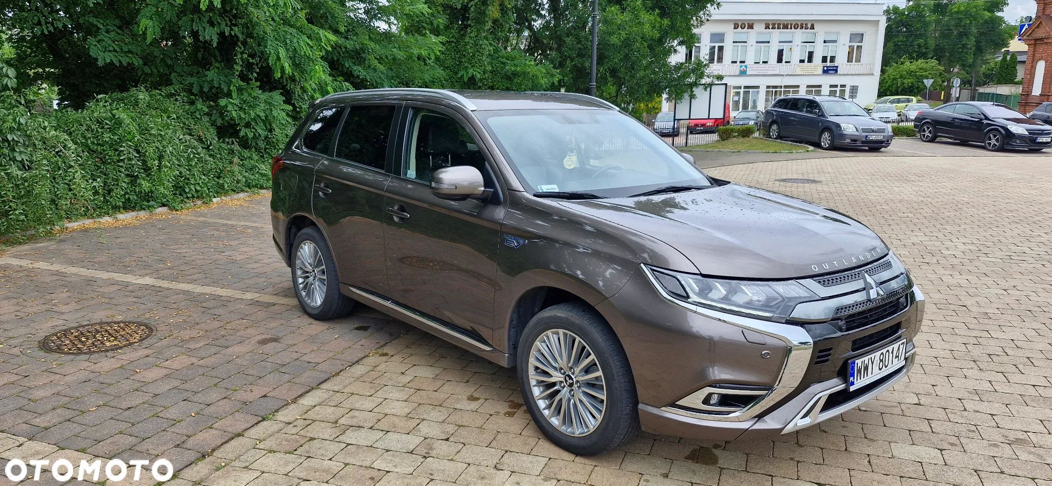 Mitsubishi Outlander PHEV Instyle - 1