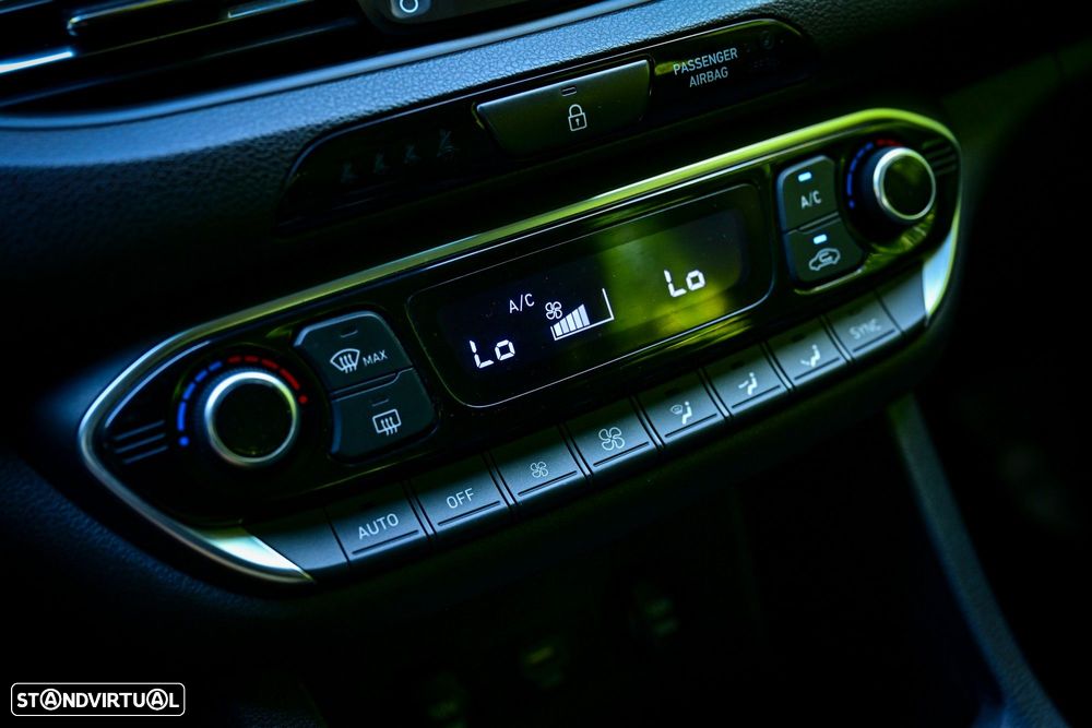 Hyundai i30 1.0 T-GDI Style Plus - 34