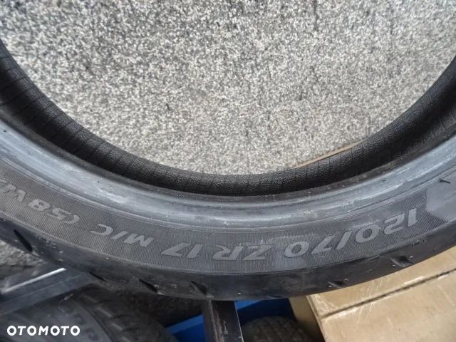 120/70/ZR17 58W Metzeler Roadtec 01SE - 6