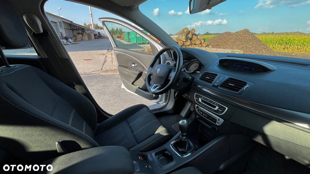 Renault Megane Grandtour ENERGY TCe 115 Start & Stop Authentique - 7