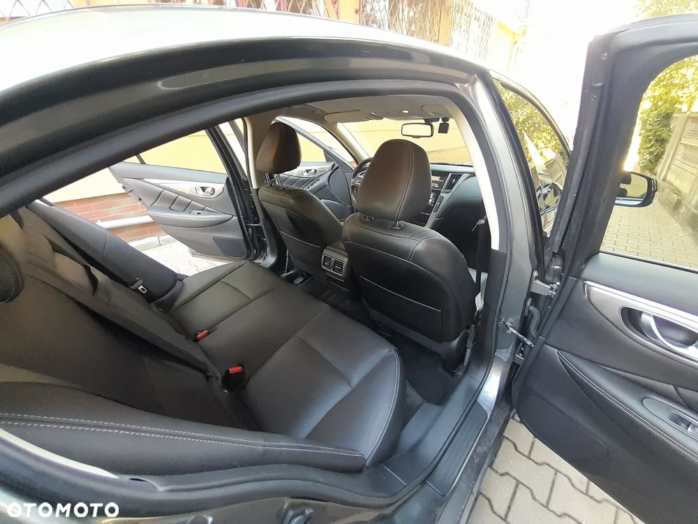 Infiniti Q50 2.0t Premium - 24