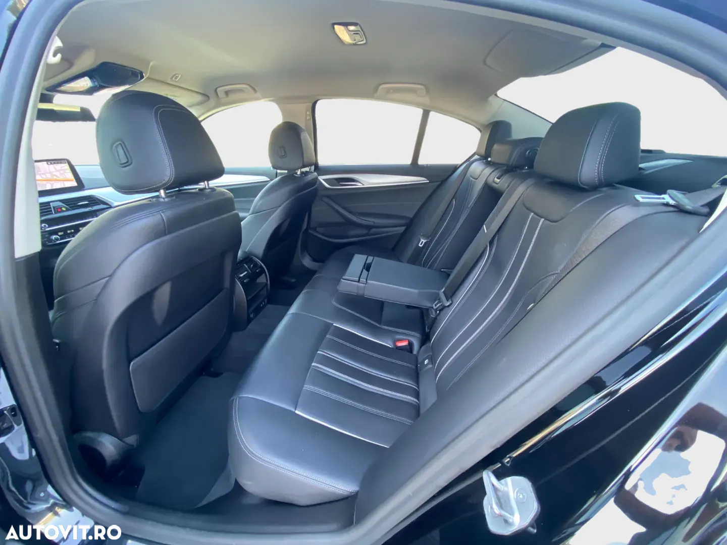 BMW Seria 5 518d AT MHEV - 6