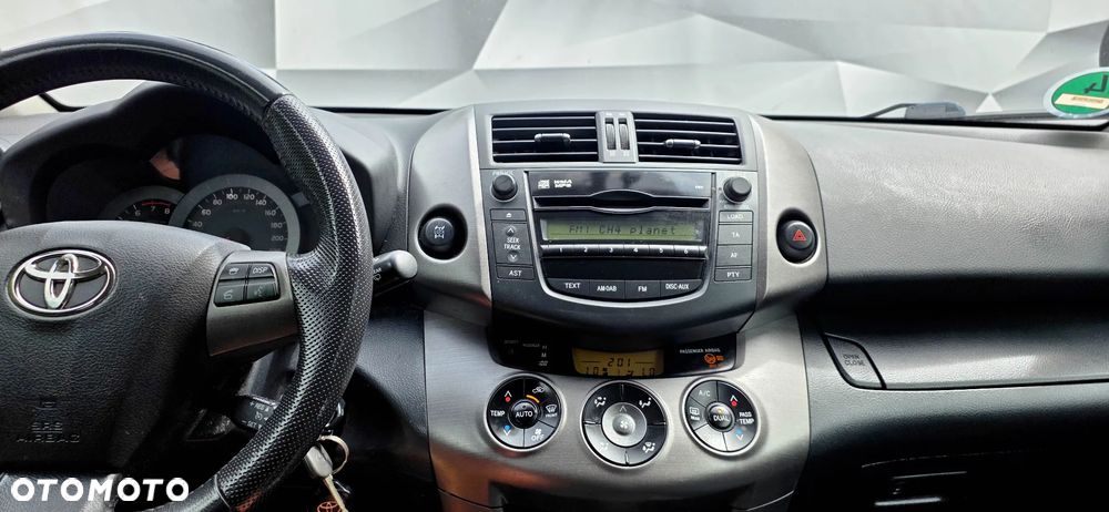 Toyota RAV4 2.0 4x4 Life - 22
