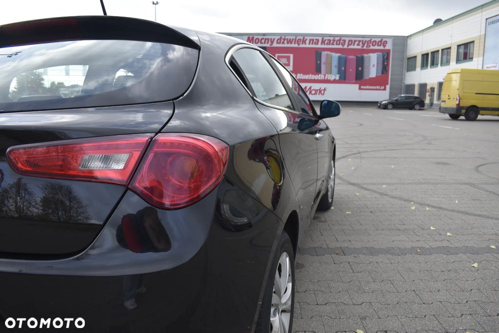 Alfa Romeo Giulietta 2.0 JTDM Distinctive - 7