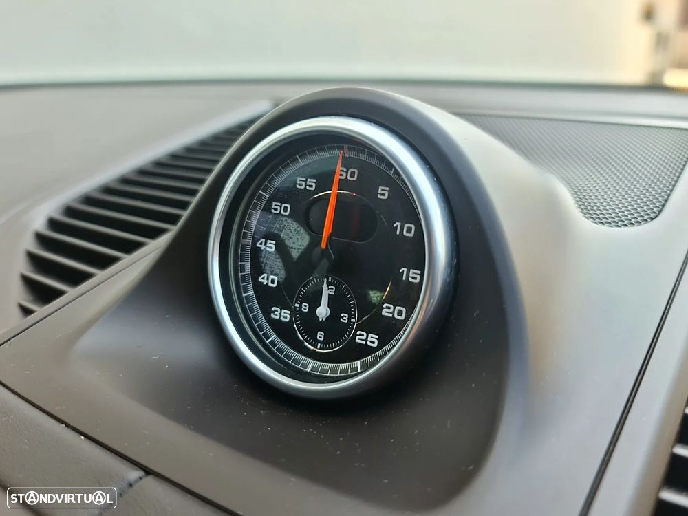 Porsche Macan Turbo - 20