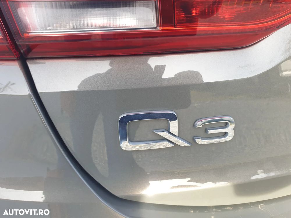 Audi Q3 Sportback 2.0 35 TDI quattro S tronic S Line - 9