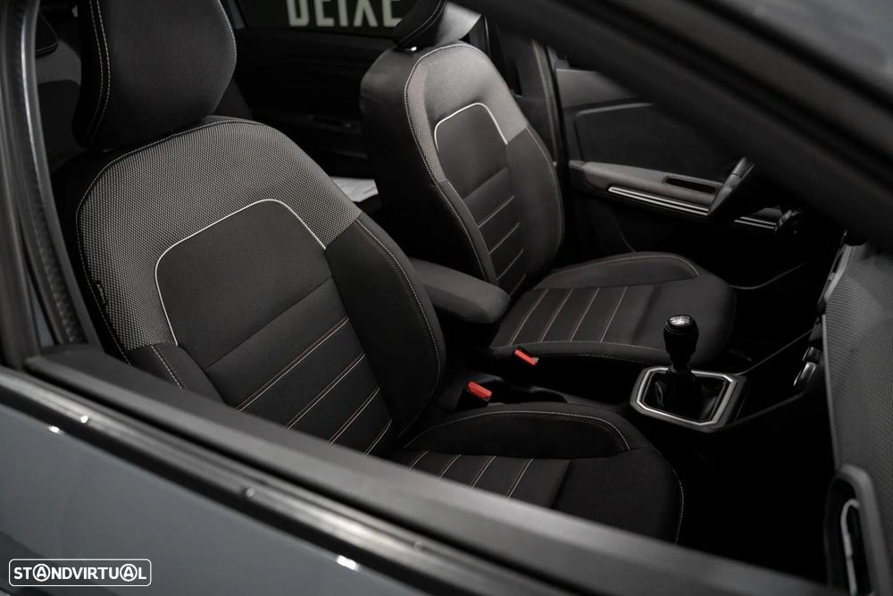 Dacia Jogger 1.0 TCe SL Extreme 7L - 28