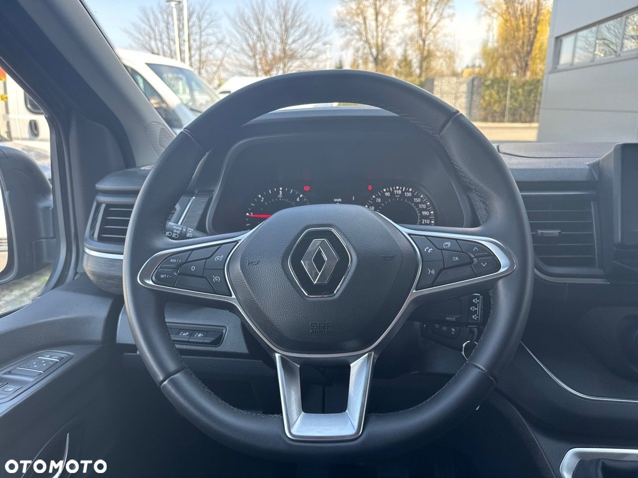Renault Trafic - 15