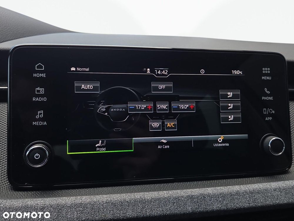 Skoda Kamiq 1.0 TSI Selection - 25