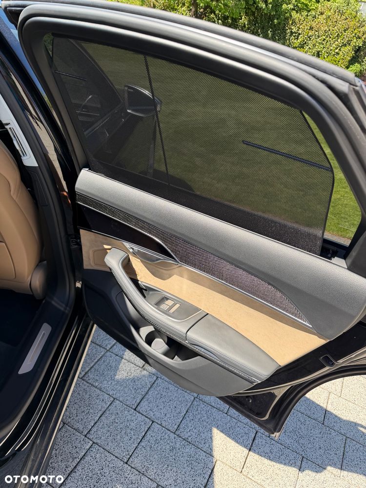 Audi S8 - 13