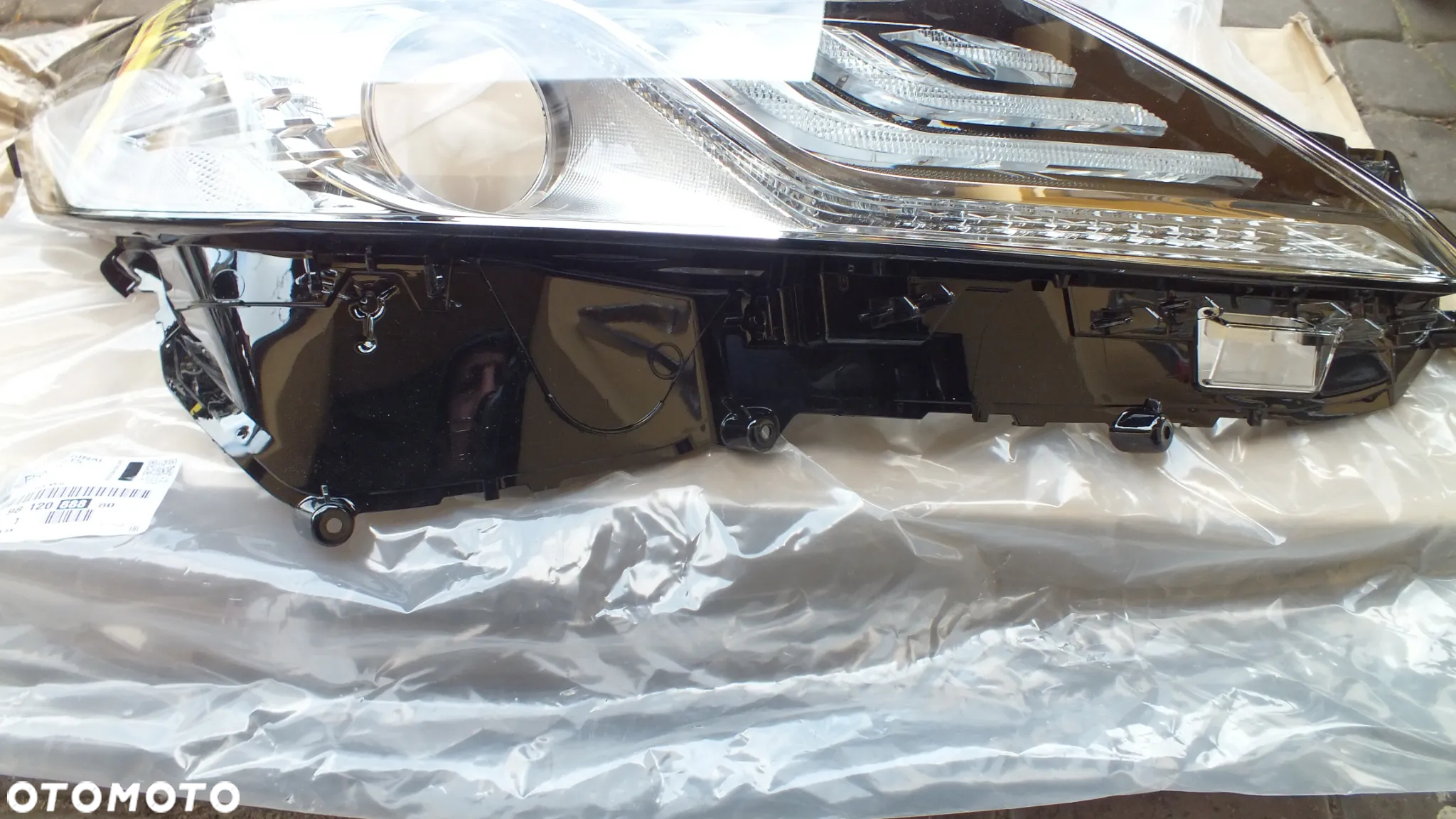 Szkło prawe led Toyota Camry VIII - 3