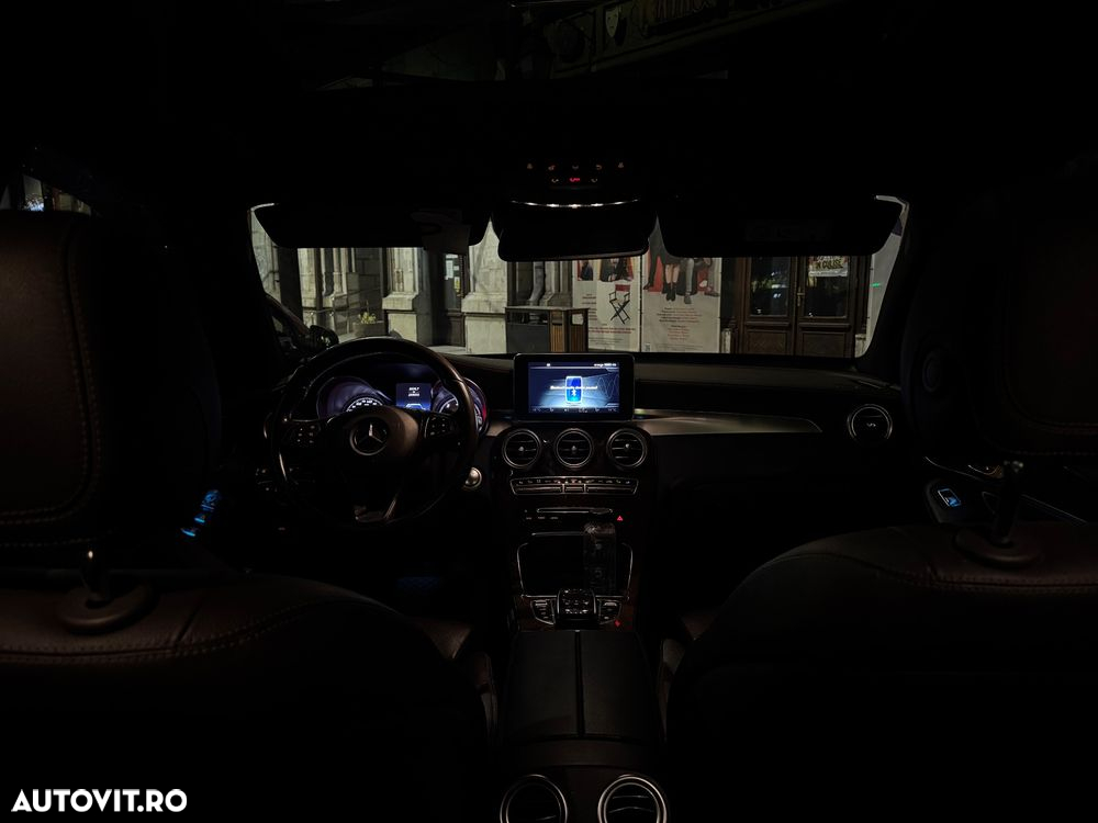 Mercedes-Benz GLC 250 d 4MATIC - 12