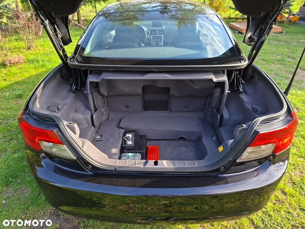 Volvo C70 D3 Momentum - 31