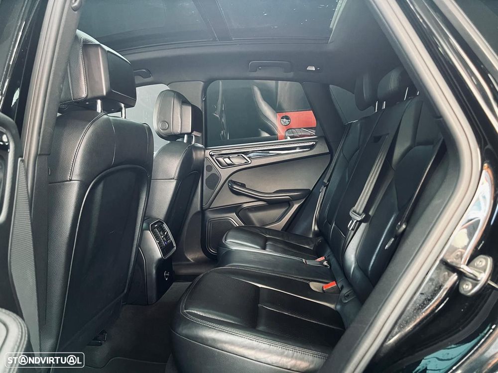 Porsche Macan S - 44