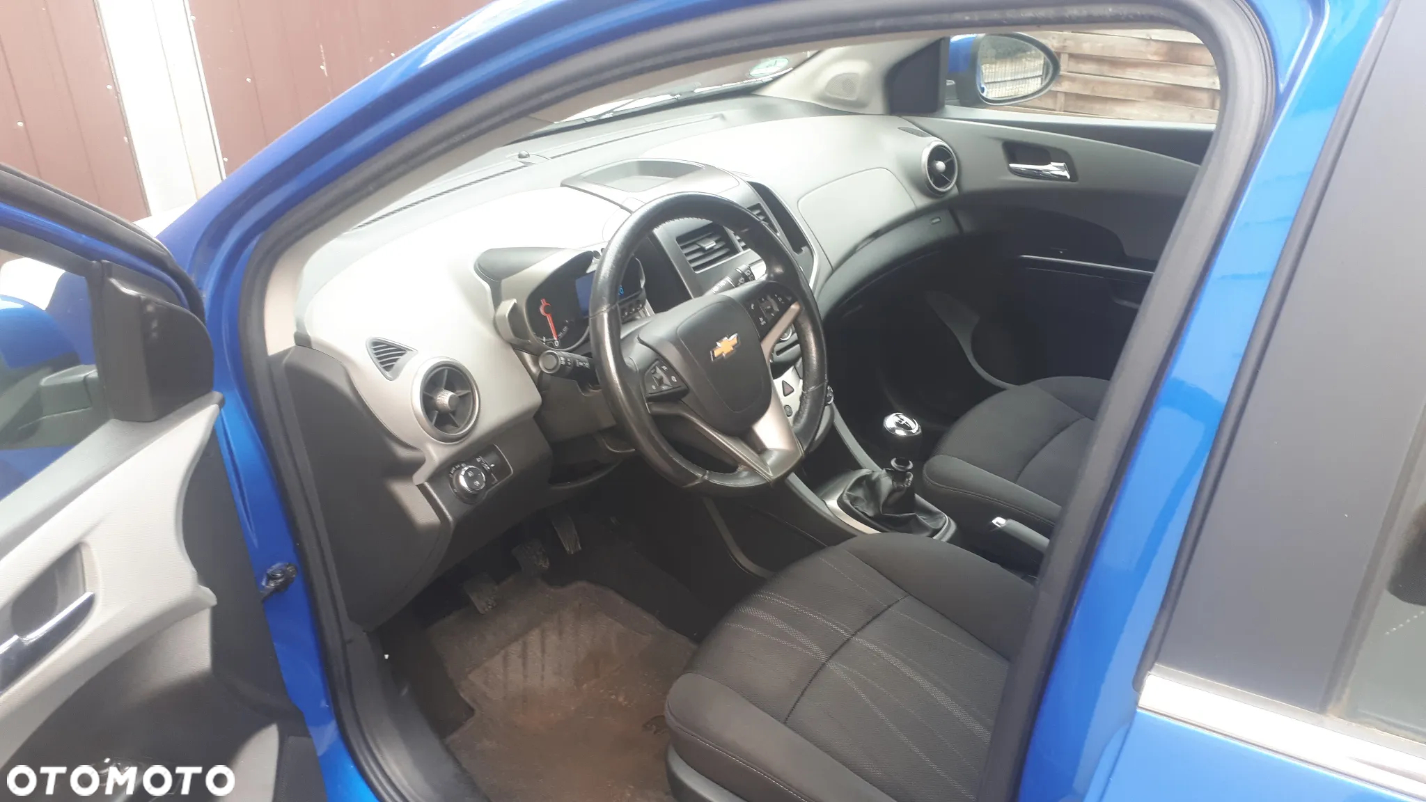 Chevrolet Aveo 1.6 LTZ - 17