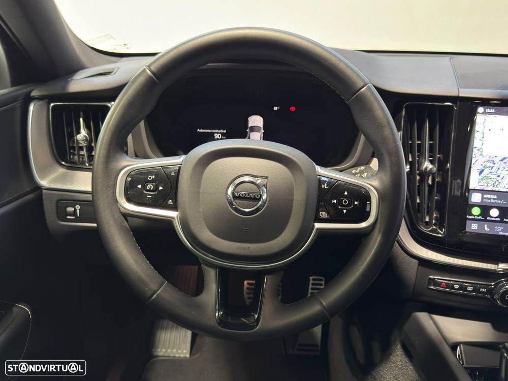 Volvo XC 60 2.0 B4 R-Design - 15