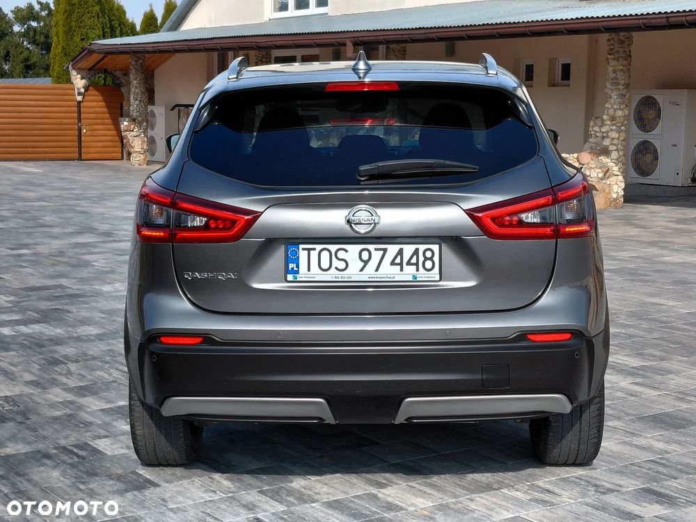 Nissan Qashqai 1.3 DIG-T SHIRO - 19