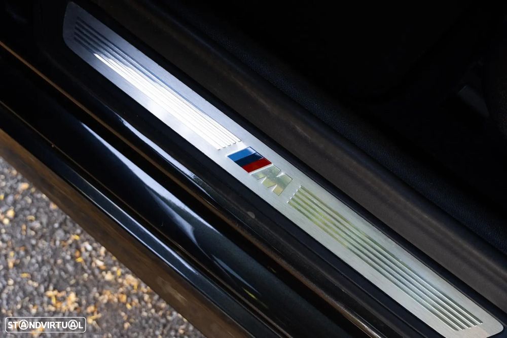 BMW 530 e Pack M - 56