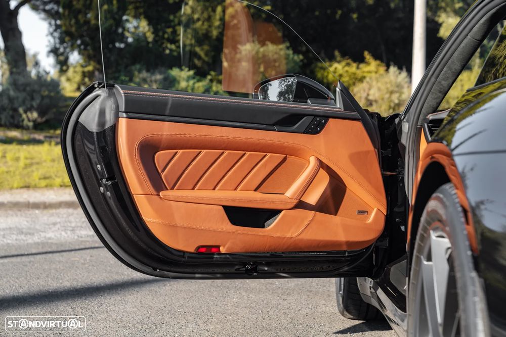 Porsche 911 (992) Carrera 4 GTS - 13