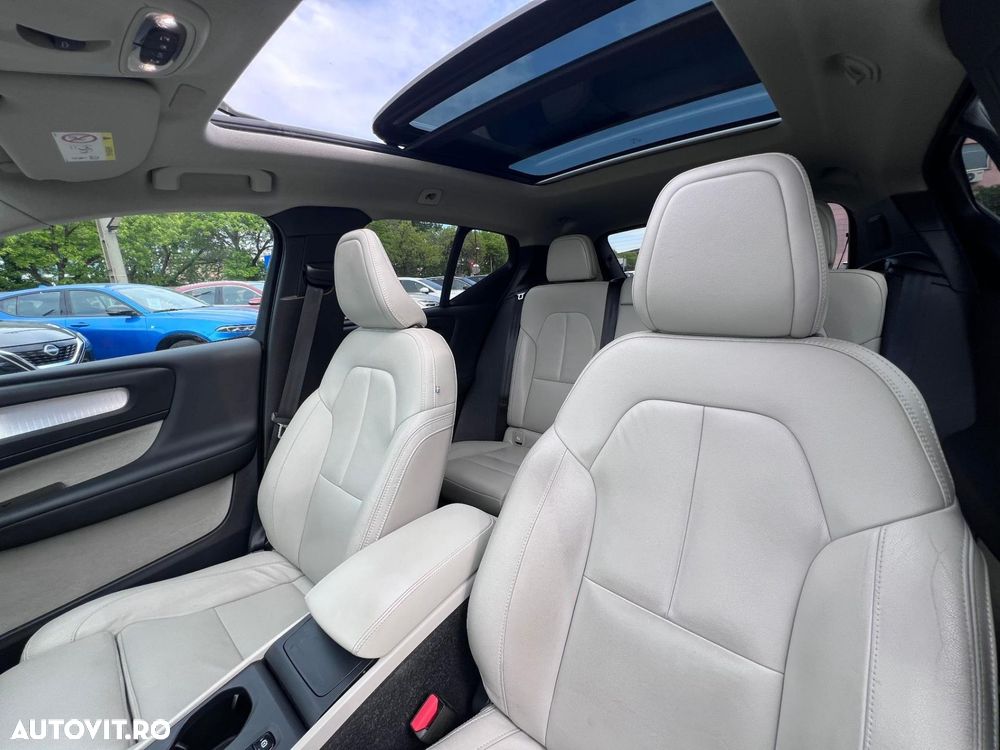 Volvo XC 40 T5 AWD Momentum Pro - 18