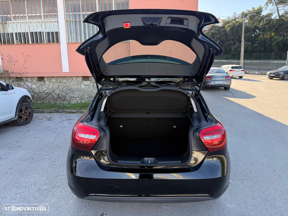 Mercedes-Benz A 180 d Style - 21