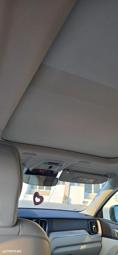 Volvo XC 60 Recharge T6 Twin Engine eAWD Inscription Expression - 22