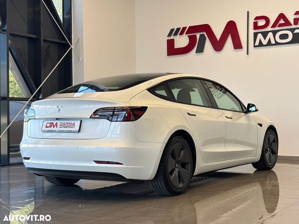Tesla Model 3 Standard Reichweite Plus Hinterradantrieb - 5