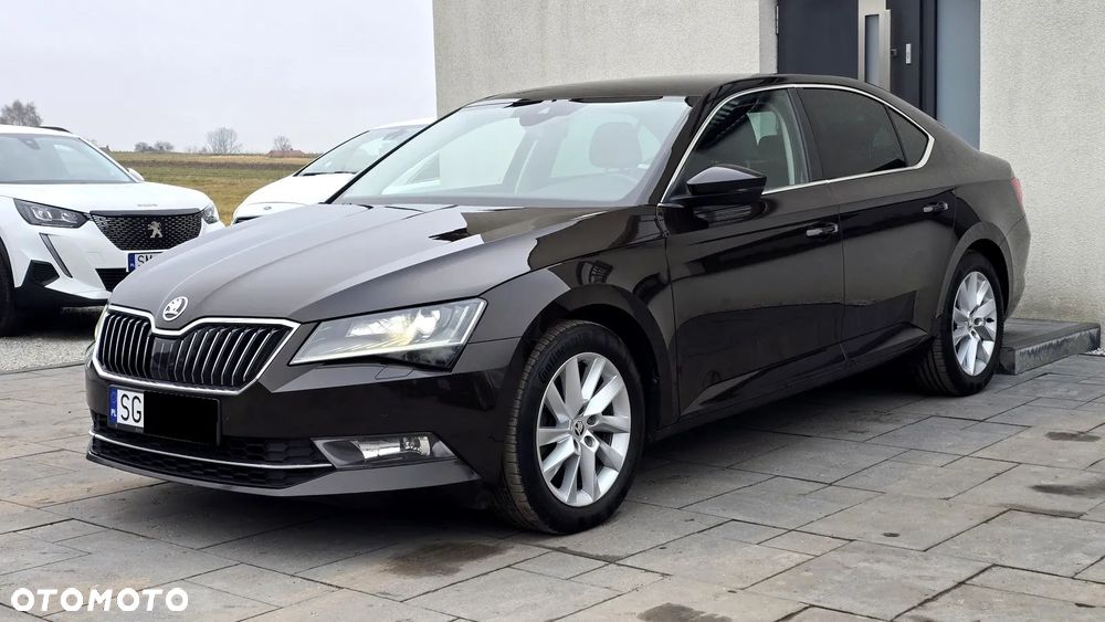 Skoda Superb 2.0 TDI Style - 9