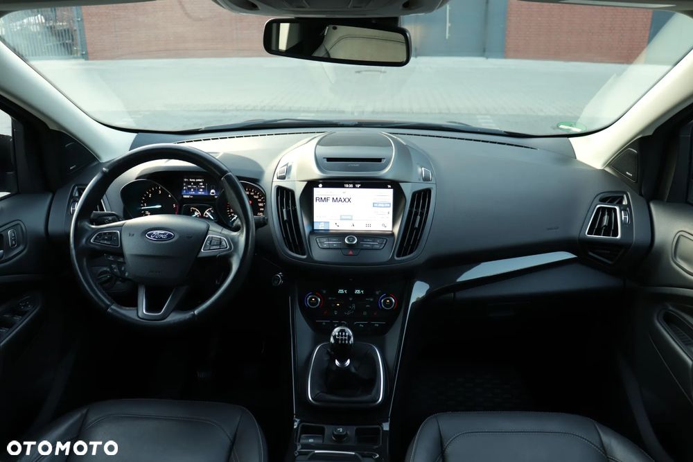 Ford Kuga 2.0 TDCi 4WD Titanium Plus - 25
