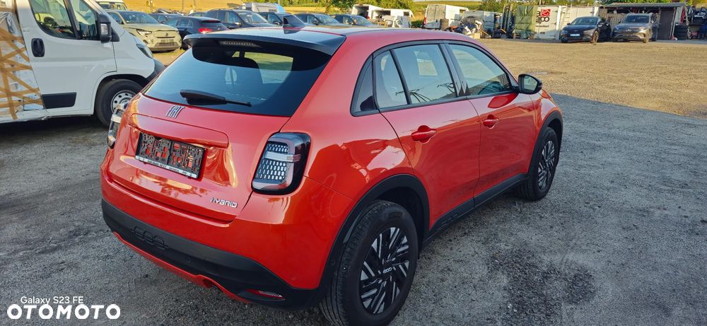 Fiat 600 1.2 Turbo Hybrid eDCT - 3