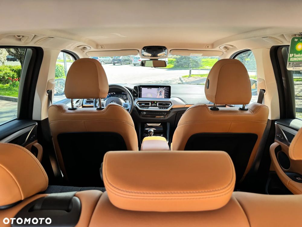 BMW X3 xDrive20d mHEV - 18