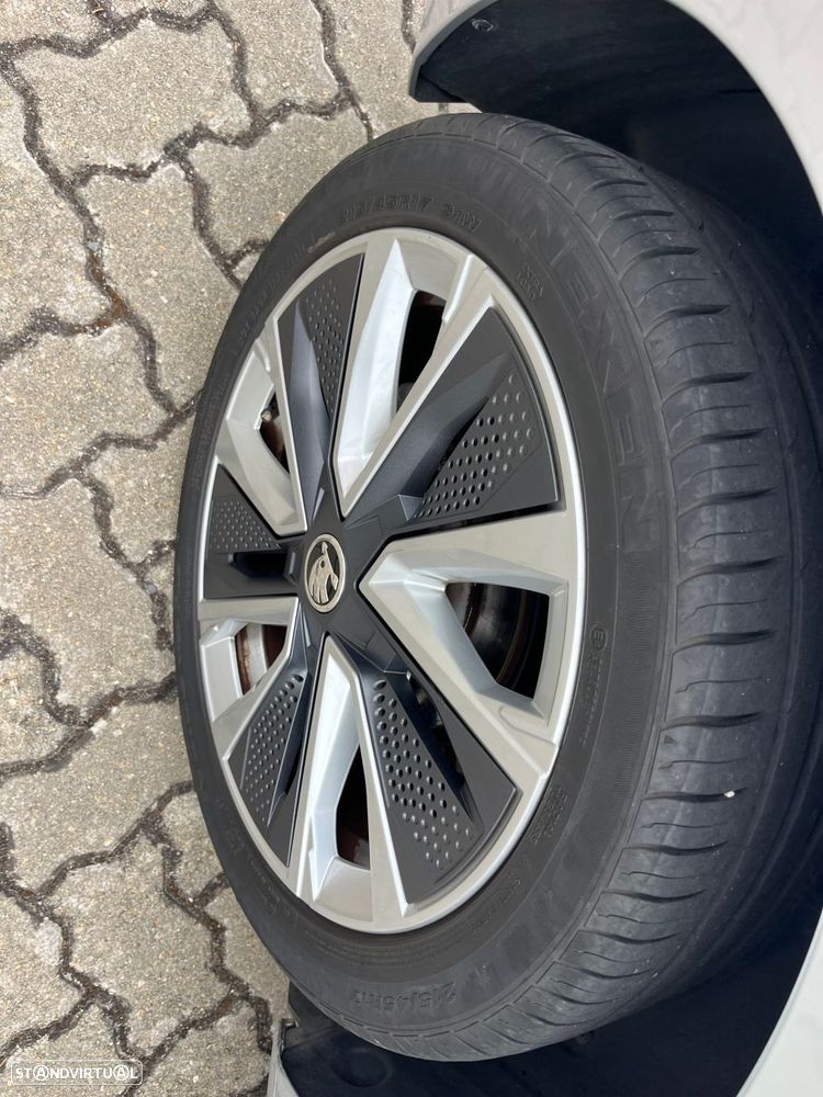 Skoda Fabia 1.0 TSI First Edition - 8