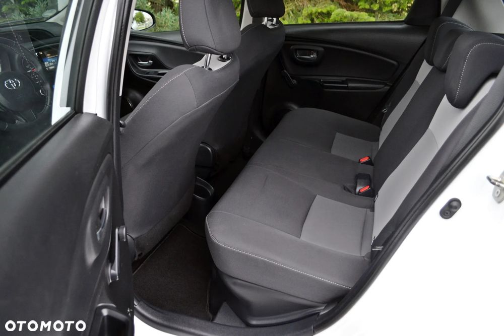Toyota Yaris - 25
