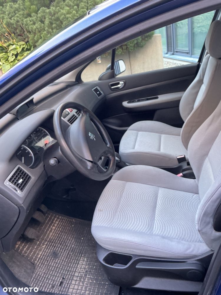 Peugeot 307 110 OXYGO - 22