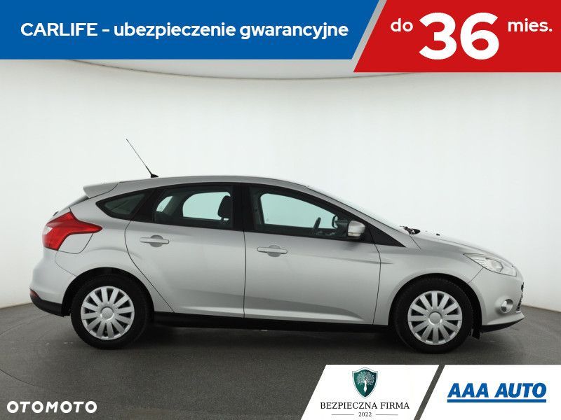 Ford Focus - 8