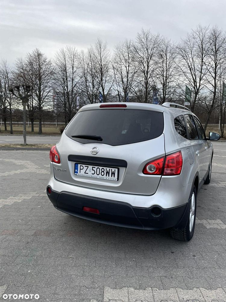 Nissan Qashqai+2 - 4
