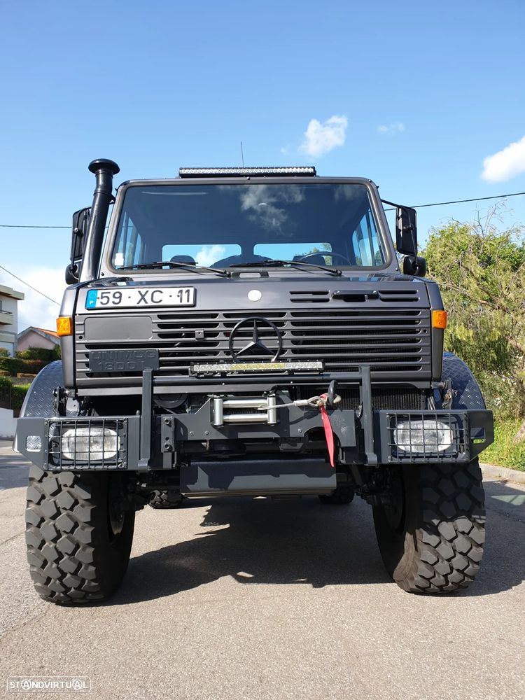 Mercedes Benz UNIMOG - 1