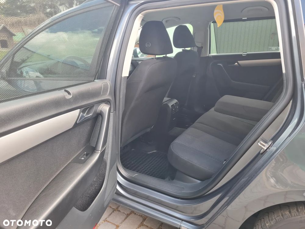 Volkswagen Passat 2.0 TDI Comfortline Optimum - 17