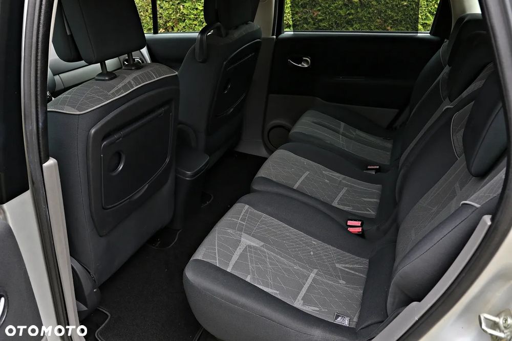 Renault Scenic - 33