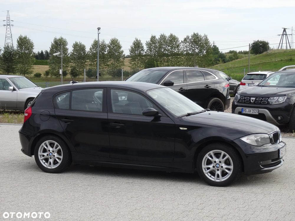 BMW Seria 1 118d DPF - 3