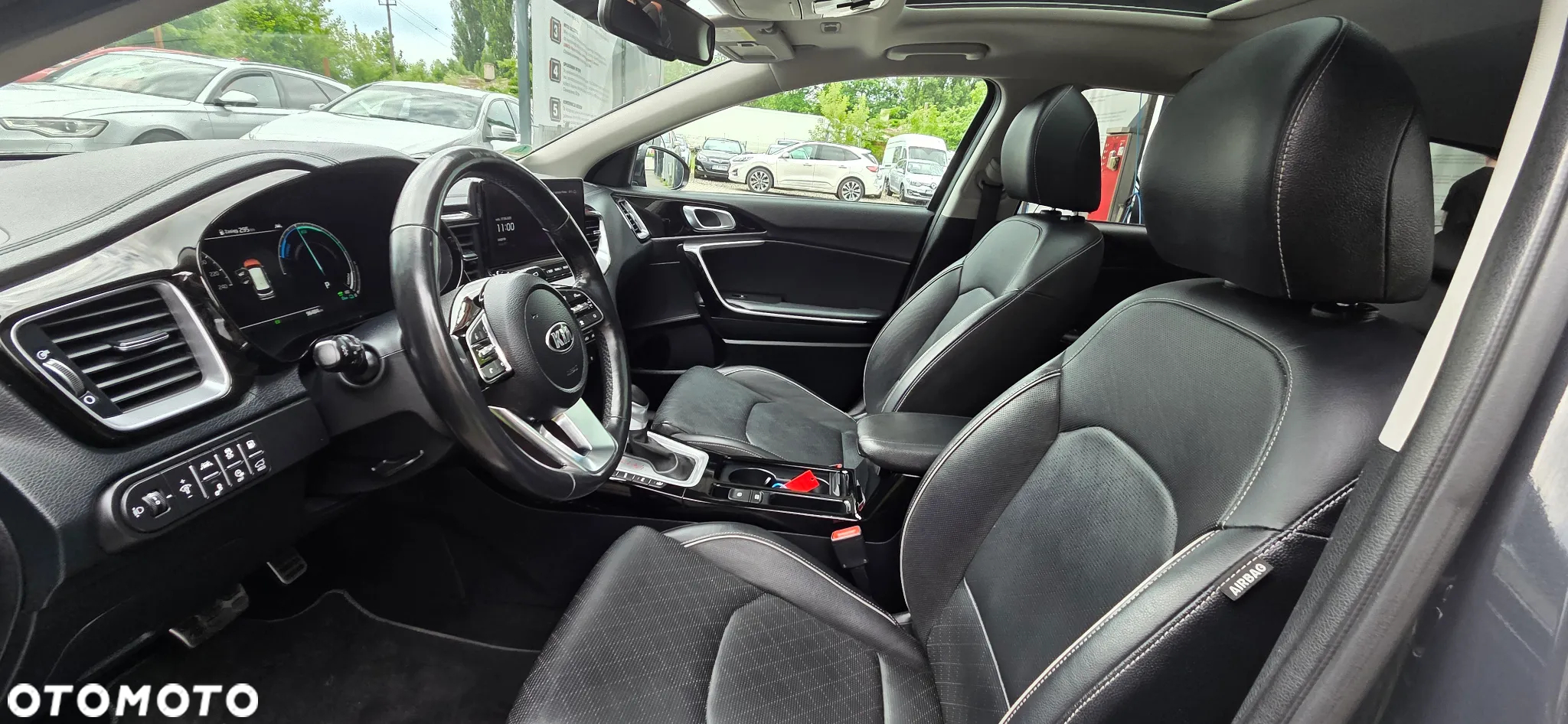 Kia Ceed 1.6 GDI PHEV L Business Line DCT - 29