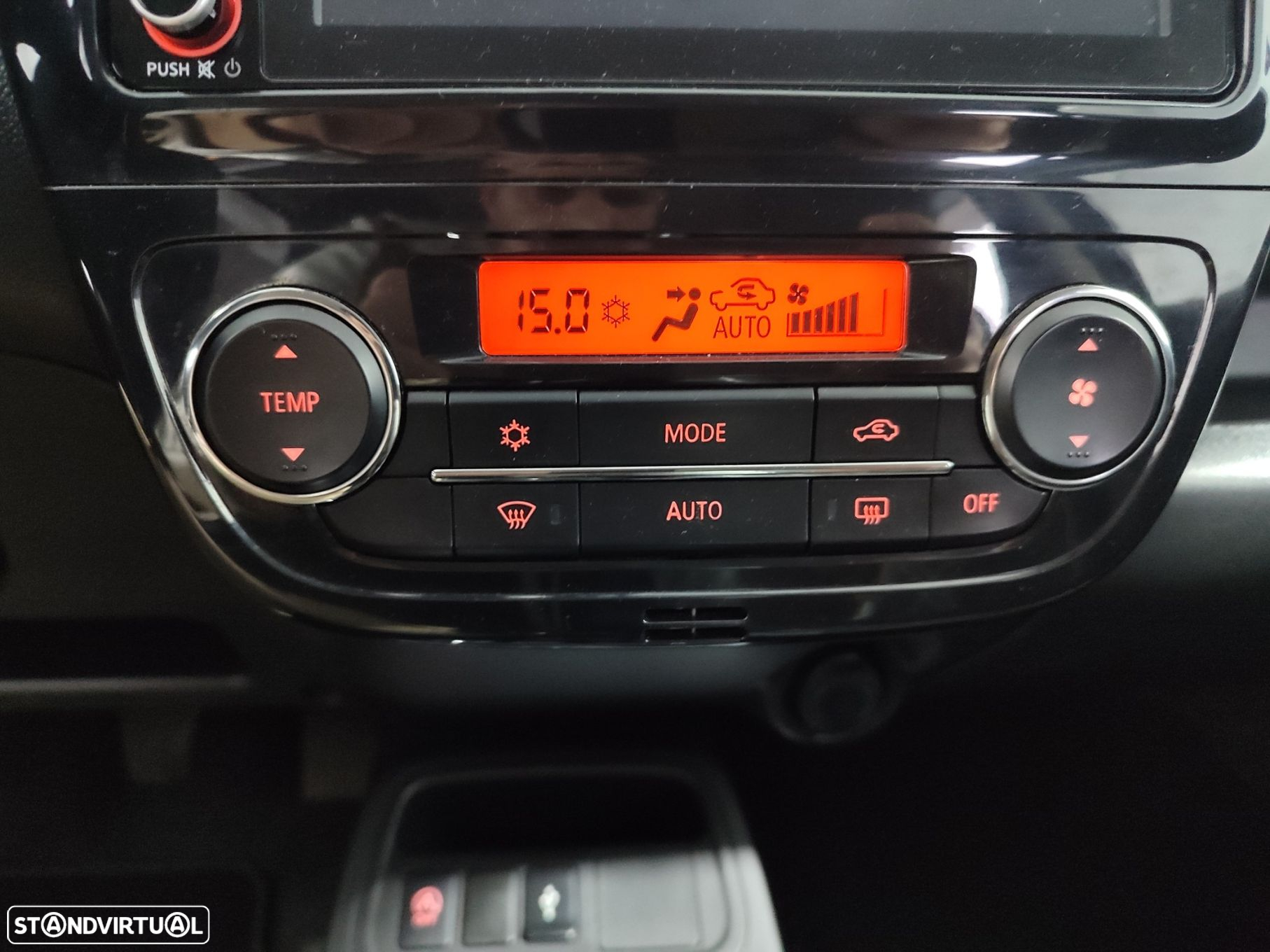 Mitsubishi Space Star 1.2 Intense Connect Edition - 25