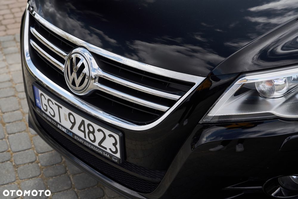 Volkswagen Tiguan - 10